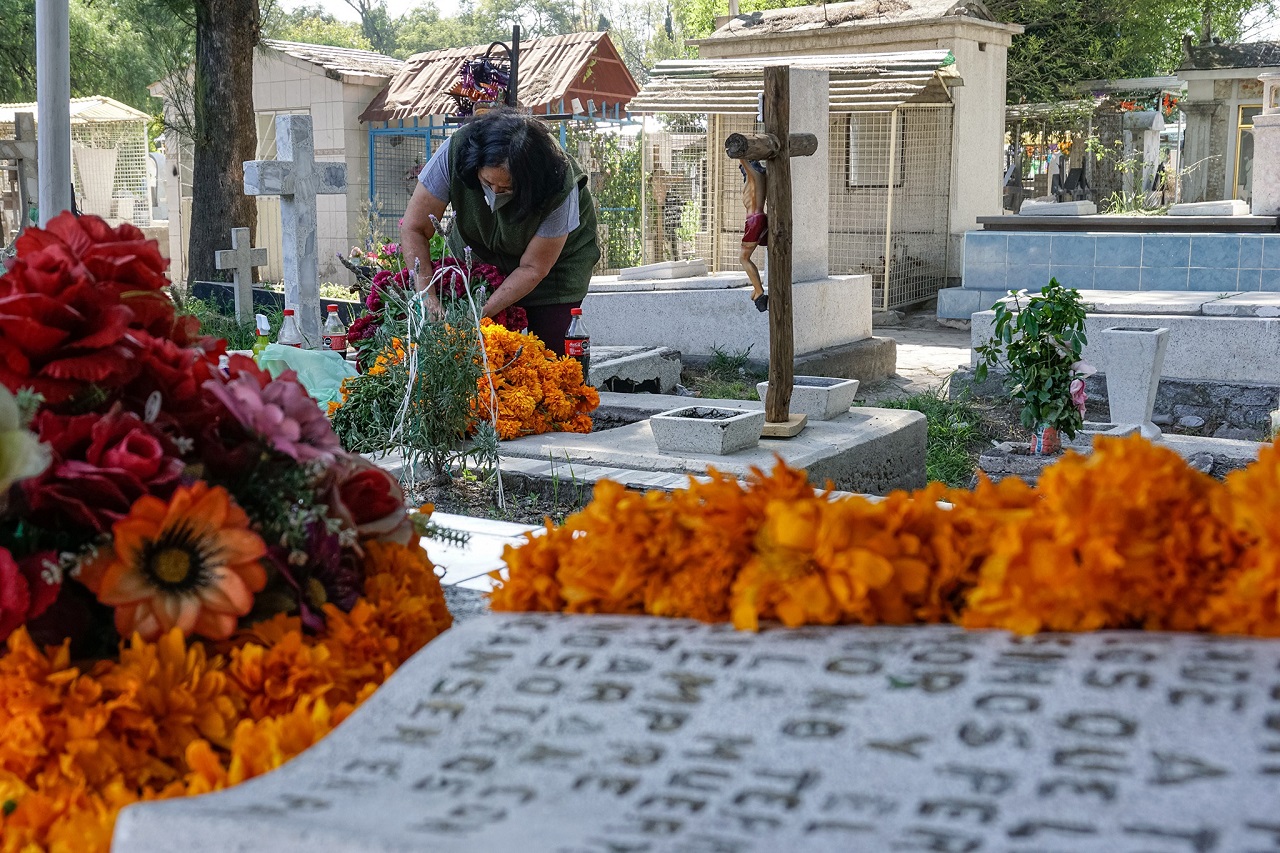 Por: Cortesía Si habrá apertura de panteones para Día de Muertos: Eduardo Rivera