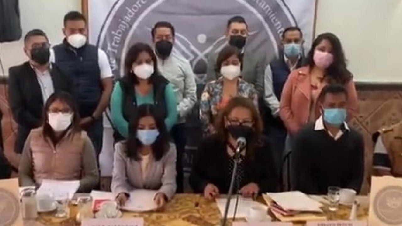 Por: Cortesía Miembros del Sindicato del Ayuntamiento de Cuautlancingo amenazan a la dirigencia municipal con un posible paro de labores