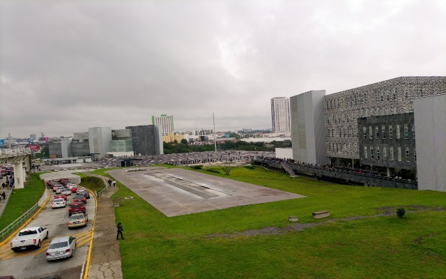 Por: Cortesía Estacionamiento del CIS Angelópolis dejó de ser gratuito debido a abusos; se encontraron autos abandonados