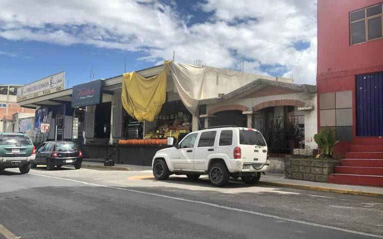 Por: Cortesía Comerciantes de Zacatelco inconformes por incremento de cobros por parte del ayuntamiento