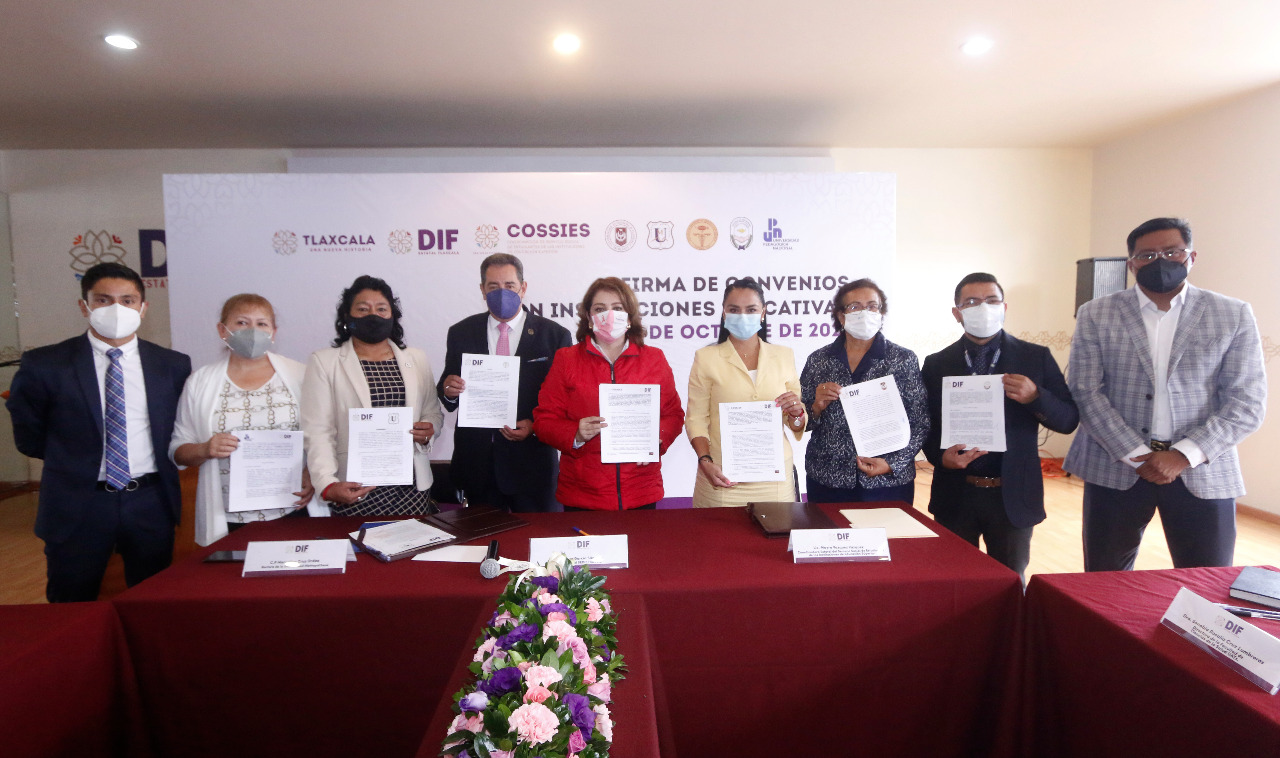 Firma SEDIF convenio de colaboración con COSSIES y universidades