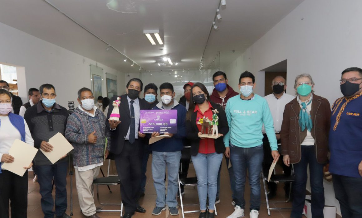 Premia Casa de Artesanías a los ganadores del concurso regional de ceste