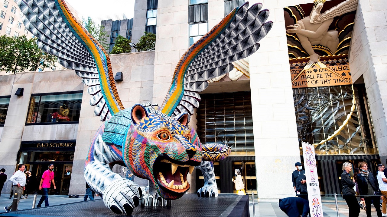 Por: Cortesía Oaxaca esta presente en NY, alebrijes mexicanos gigantes visten las calles