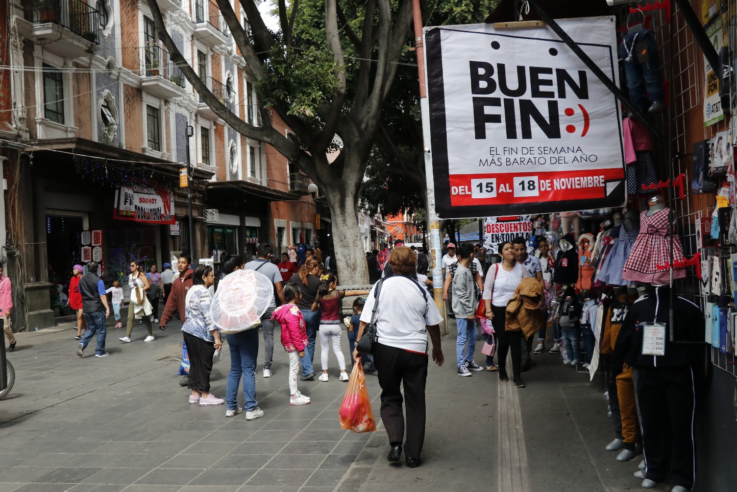 Por: Cortesía Ambulantes del Centro Histórico serán reubicados en el “Buen Fin”
