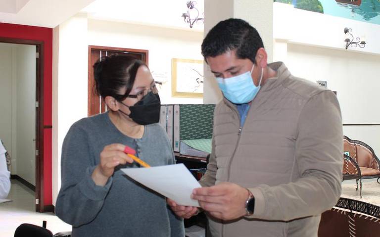 Por: Cortesía En Atlangatepec ayuntamiento entrega despensas a sector vulnerable