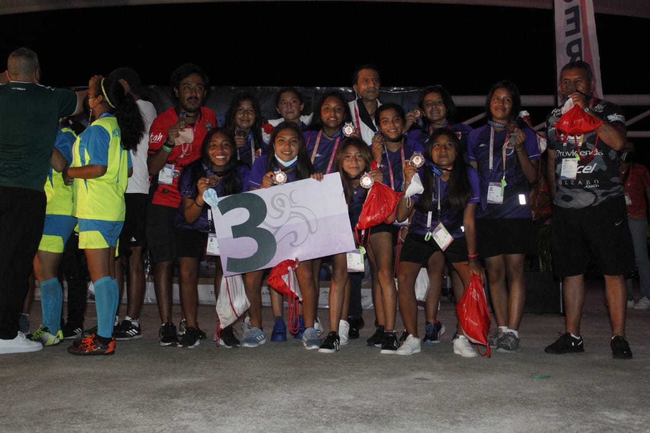 Por: Cortesía Cierra Tlaxcala participación en Juegos Nacionales Populares con bronce y plata