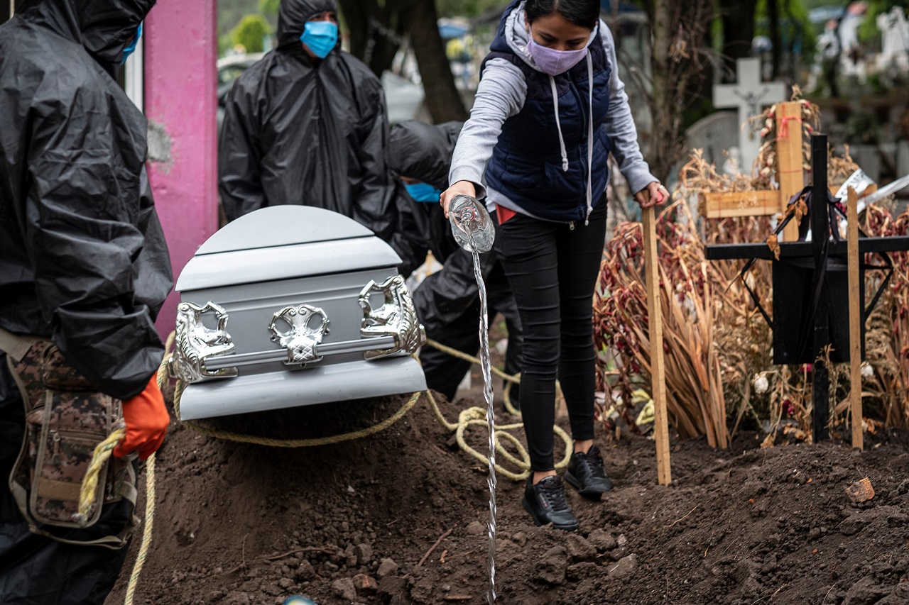 Por: Cortesía México registra otro pico en el número de muertes por tercera ola de Covid-19