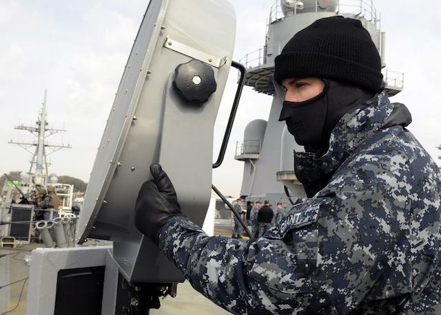 Por: Cortesía Así es el Ahad: El invento de la marina Estadounidense que confunde a las personas y hace imposible hablar