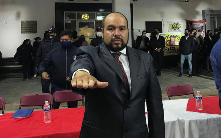 Por: Cortesía Manuel Ramos rinde protesta en Tzompantepec como alcalde.