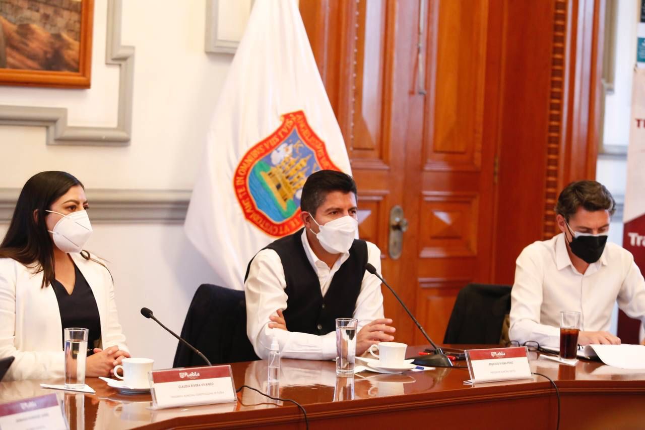 Por: Cortesía Evaluará Eduardo Rivera continuidad de contratos municipales