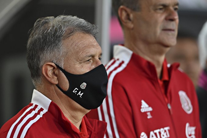 Por: Cortesía Gerardo Martino se pierde partidos del Tri por desprendimiento de retina