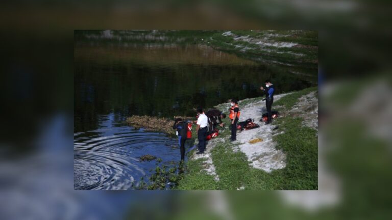 Por: Cortesía Embarcación vuelca por el mal clima en lago de Valsequillo con cinco personas, una fallece
