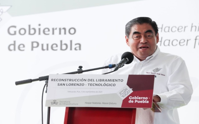 Pide Barbosa a alcaldes entrantes trabajar con honradez y no involucrarse con la delincuencia