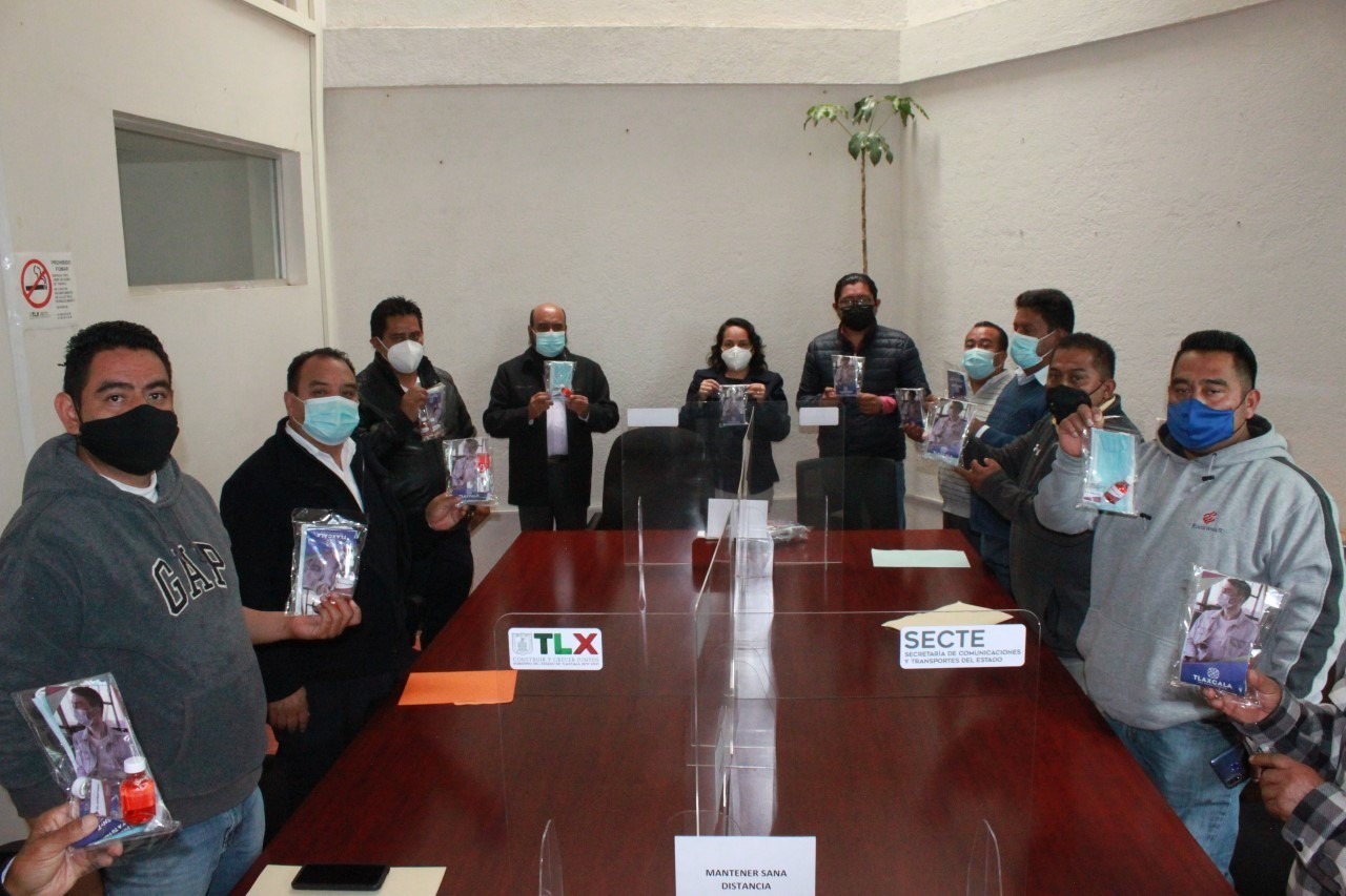 Por: Cortesía Entrega SECTE kits de protección a conductores de transporte público