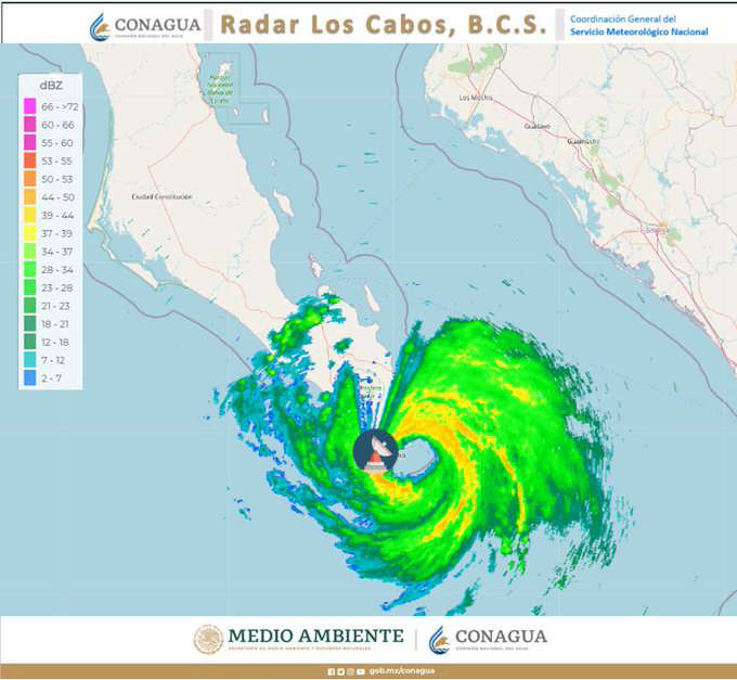 Por: Cortesía 'Olaf' toca tierra en Los Cabos, Baja California Sur