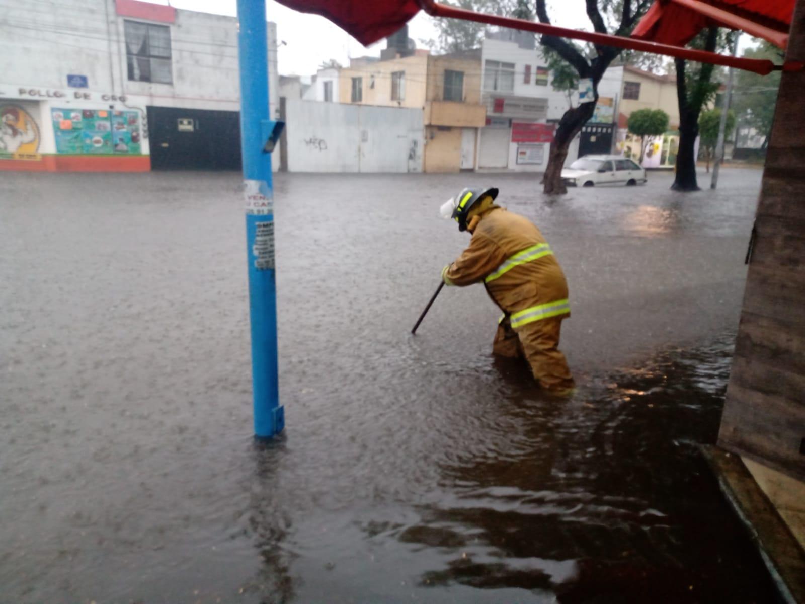 Lluvia de este miércoles deja inundado fraccionamientos y unidades habitacionales en Puebla
