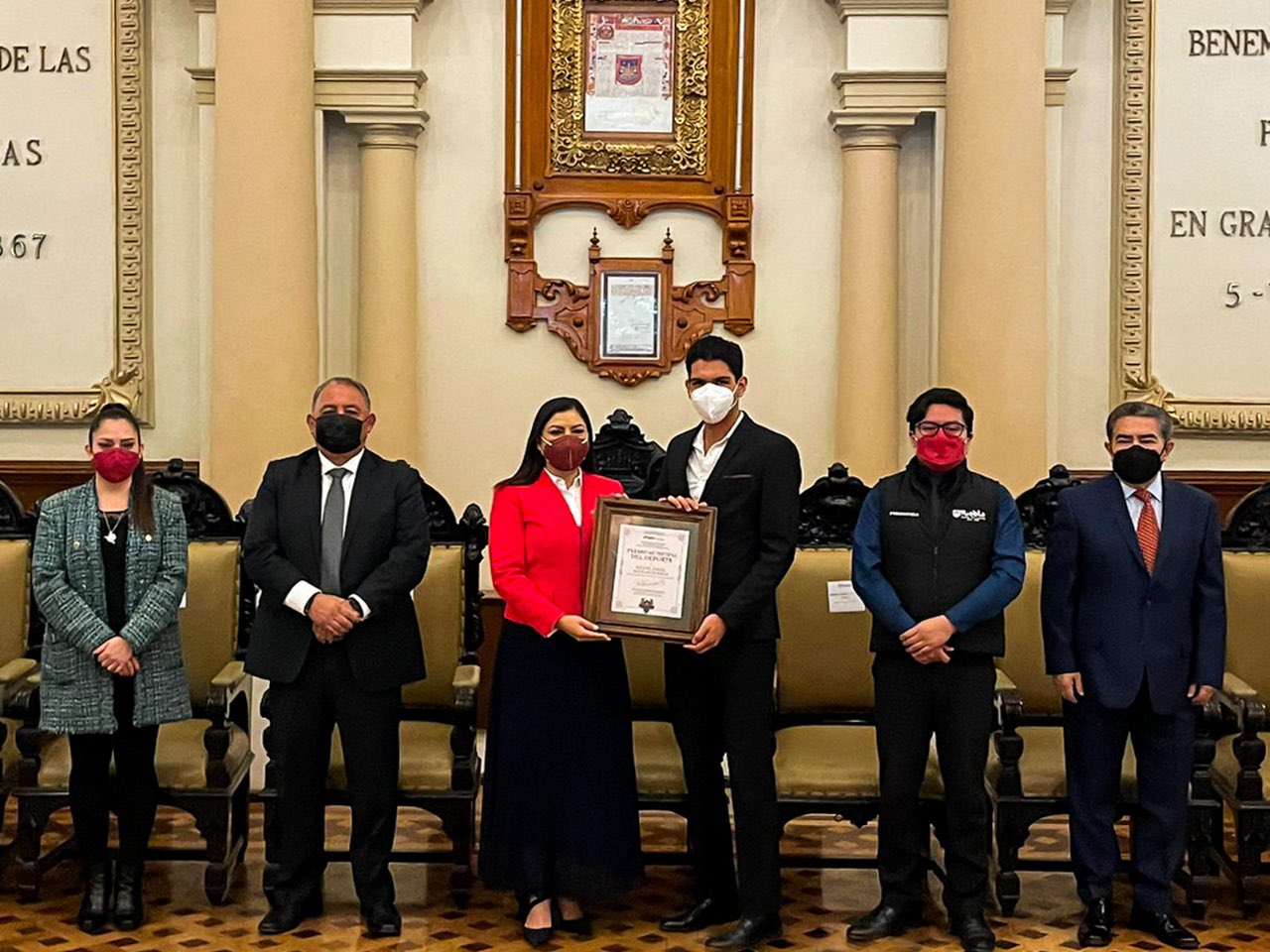 Por: Cortesía Nadadores multimedallistas recibieron el Premio Municipal del Deporte