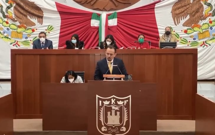 Por: Cortesía Diputados del PRD dan voto de confianza a Lorena Cuéllar