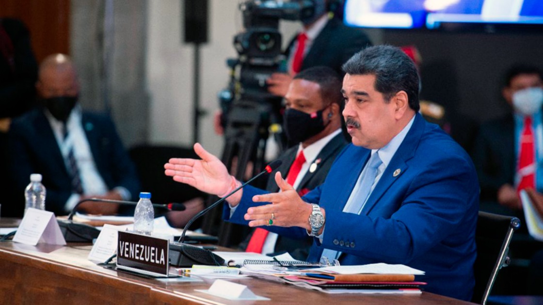 Por: Cortesía Sube el tono en cumbre CELAC: ‘Tenemos piedras que tirar contra algunos de ustedes’, dice Maduro