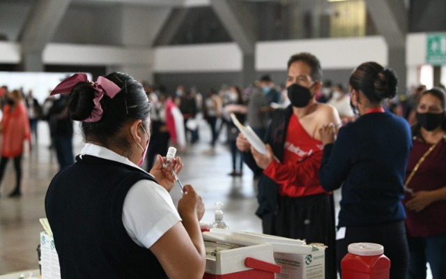 Por: Cortesía Este martes arranca la vacunación anticovid para mayores de 18 en 104 municipios de Puebla