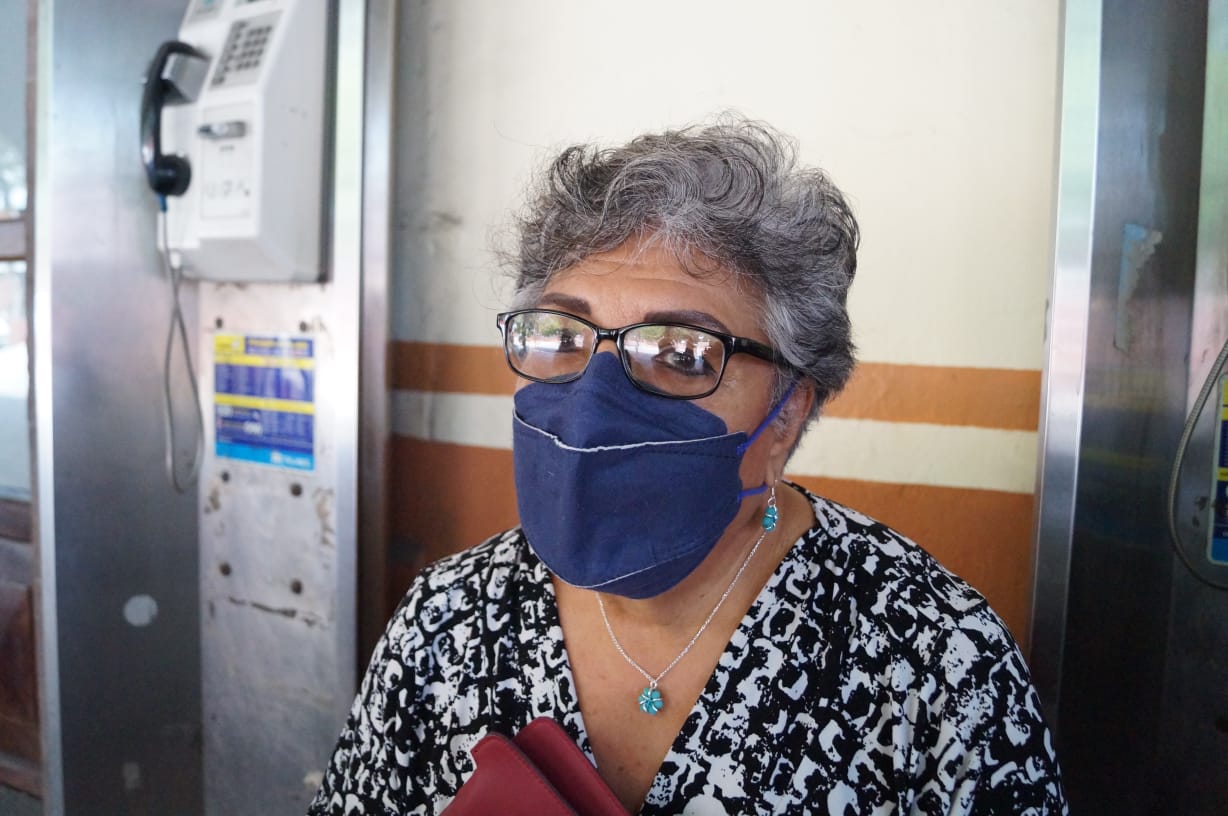 Acusan de robo a madre de mujer encarcelada injustamente