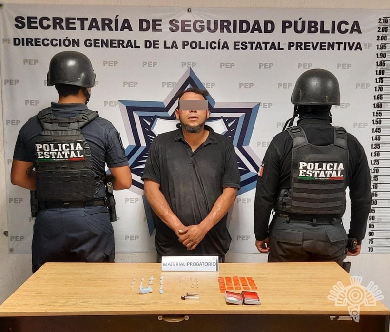 Detienen a narco vendedor; capturado tras una revisión por fumar marihuana en calles de Puebla