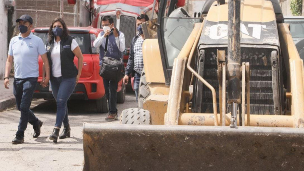 Por: Cortesía En San Andrés Cholula dio inicio la obra de adoquinamiento de la calle Chignahuapan en San Francisco Acatepec