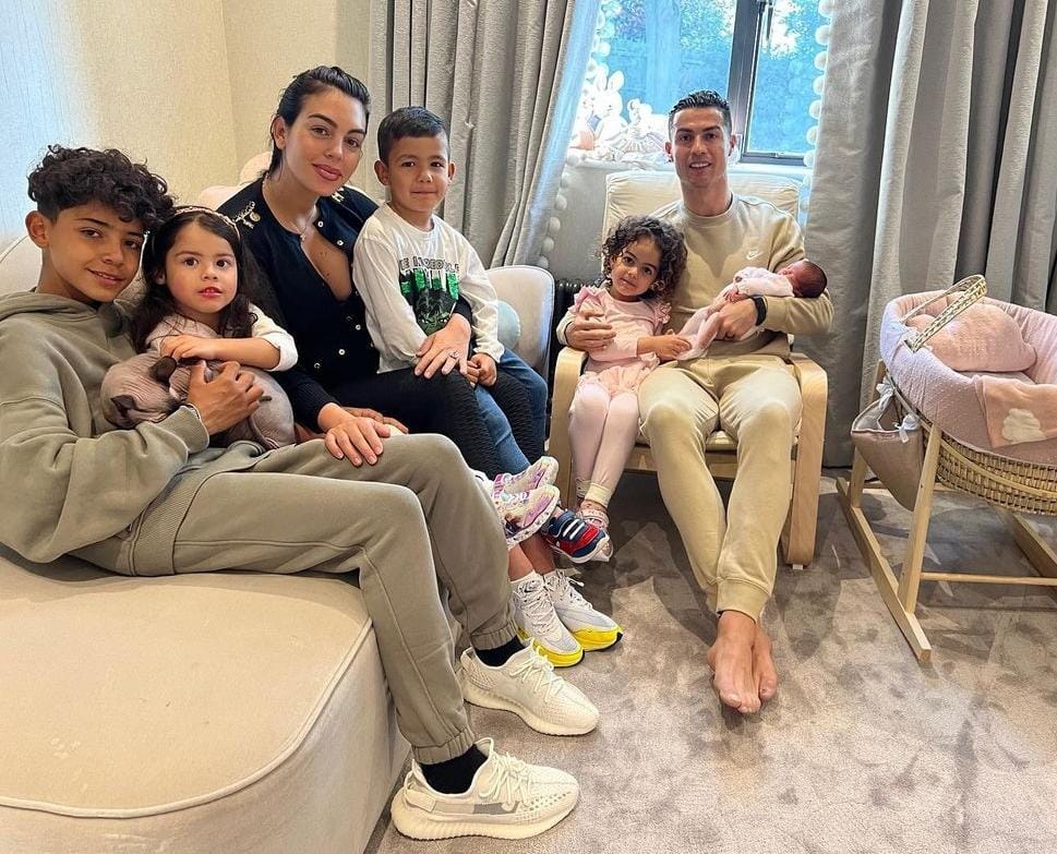Por: Cortesía Esposa de Cristiano Ronaldo y su otro bebé ya están en casa