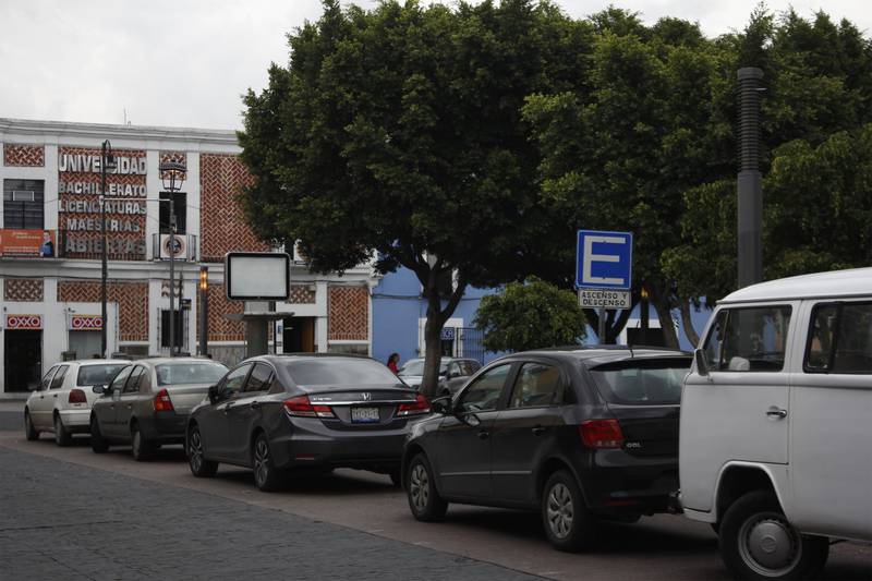 Por: Cortesía Inician con pinta para delimitar cajones de estacionamiento del Centro Histórico