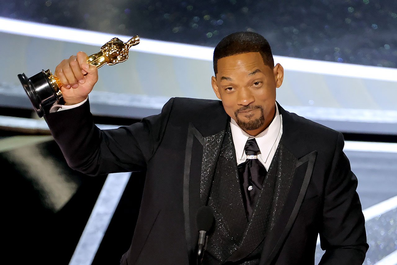 Por: Cortesía Academia de Hollywood que otorga  los premios Oscar aceptó renuncia de Will Smith como miembro
