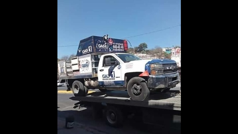 Por: Cortesía Niña atropellada por camión de gas en Izucar  se reporta grave; empresa no se hace responsable