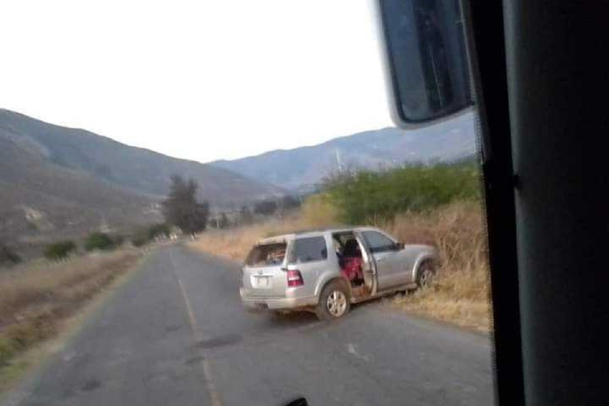 Por: Cortesía Cuatro personas fueron ejecutadas a bordo de su camioneta en la carretera Tehuacán - Orizaba