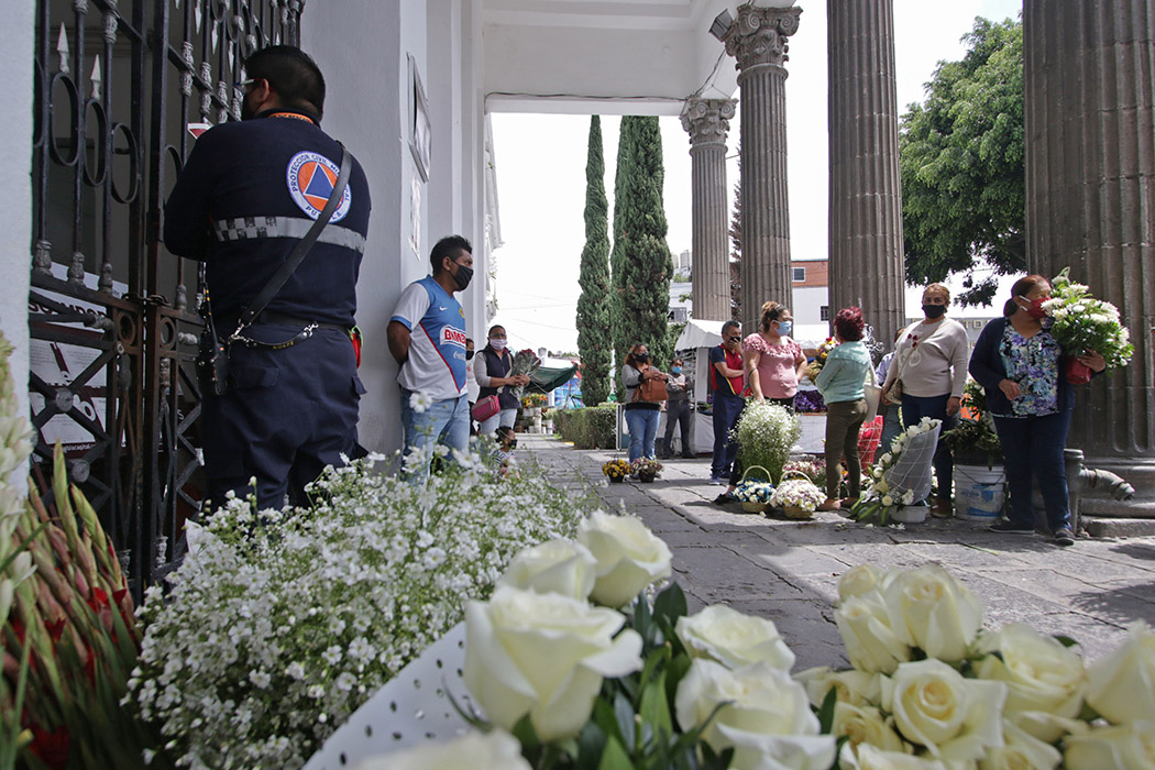 Esperan 61 mil visitantes en el Panteón Municipal por Día de las Madres