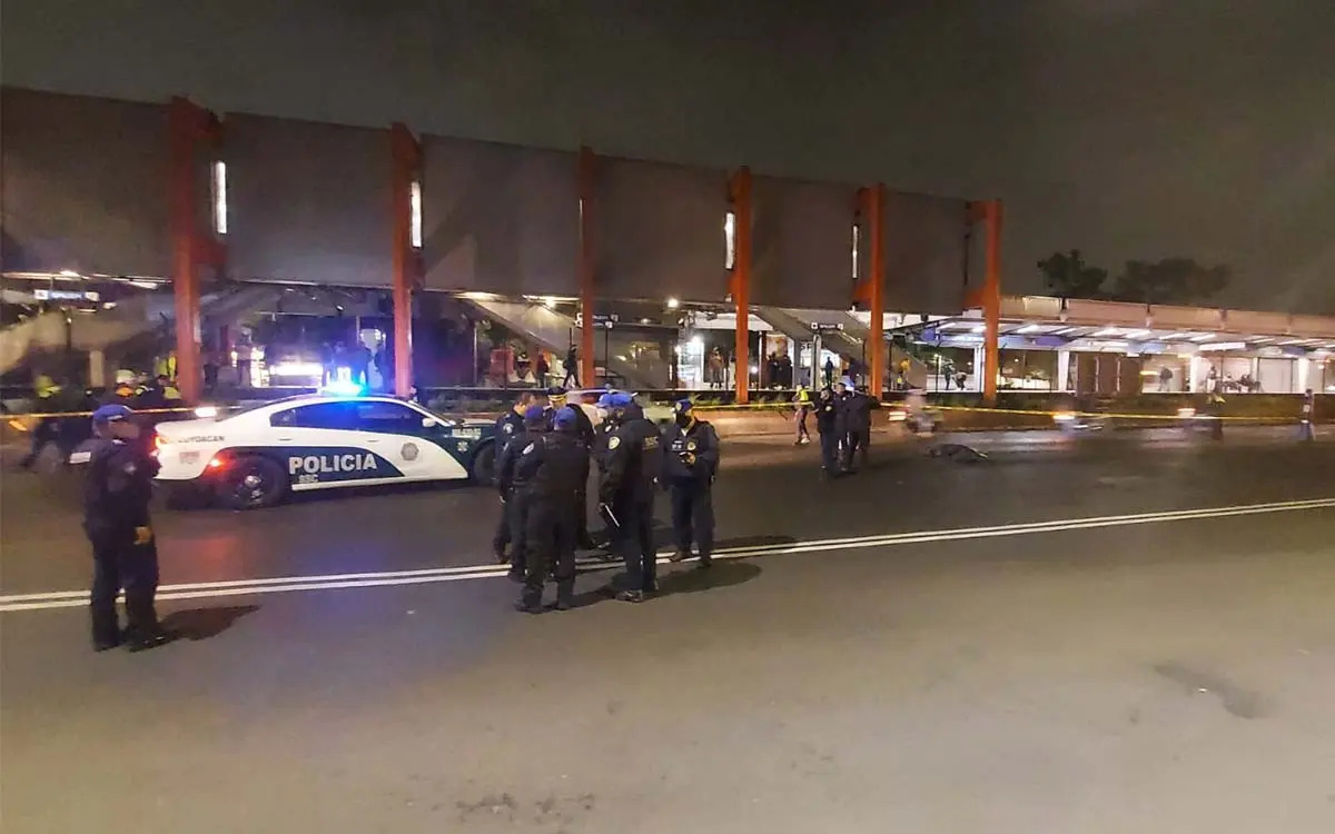 Por: Cortesía Arrollaron a 4 policías durante operativo en Calzada de Tlalpan