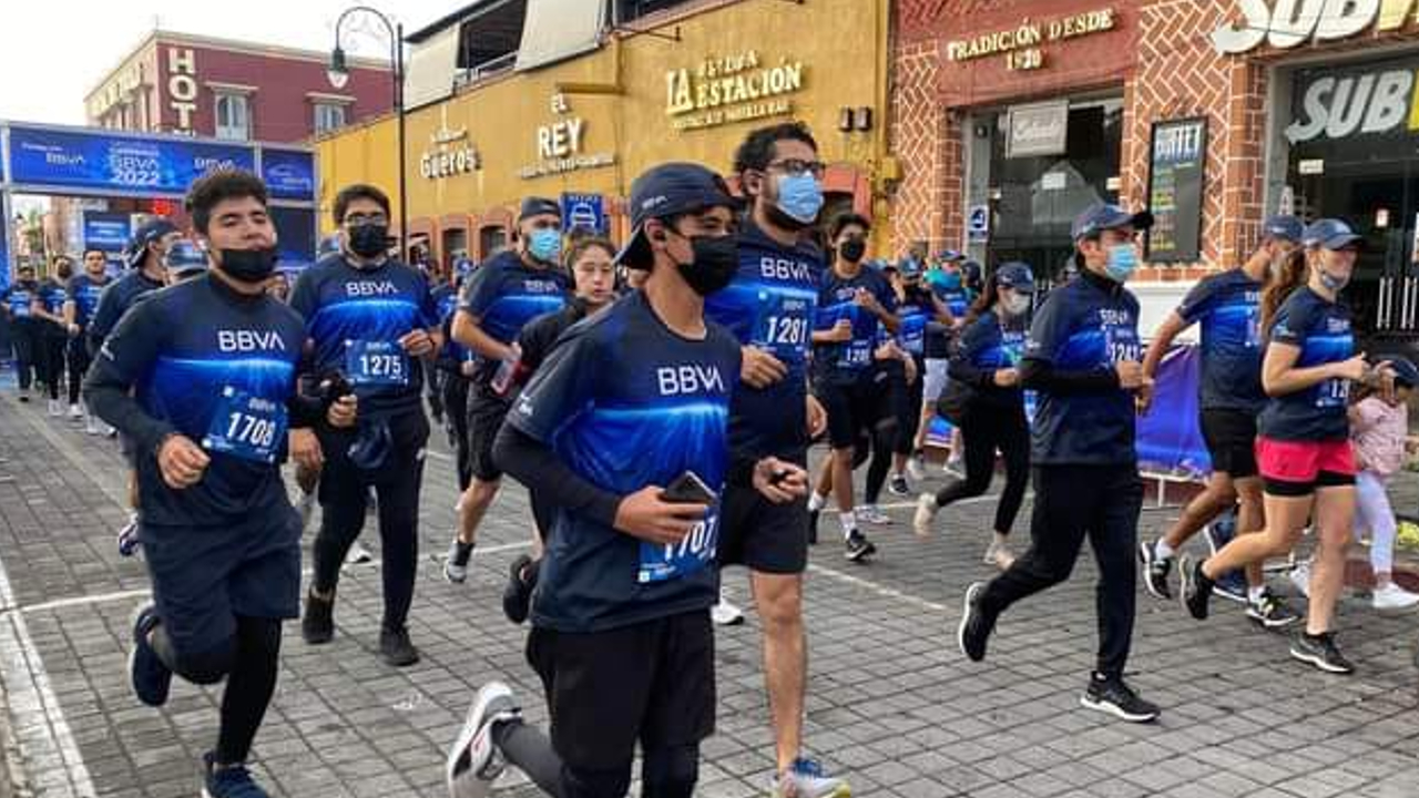 Por: Cortesía 200 corredores participaron en la Carrera “BBVA 5k” de San Pedro Cholula