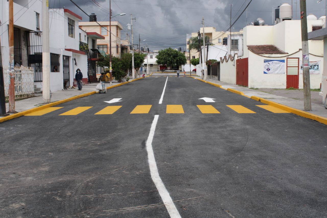 Por: Cortesía Ariadna Ayala sigue trabajando por todas las comunidades en Atlixco; arrancan y se inauguraron obras en beneficio de la población