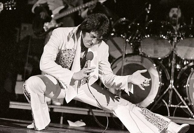 Por: Cortesía Así fueron las últimas 24 horas en la vida de Elvis Presley, el rey del rock