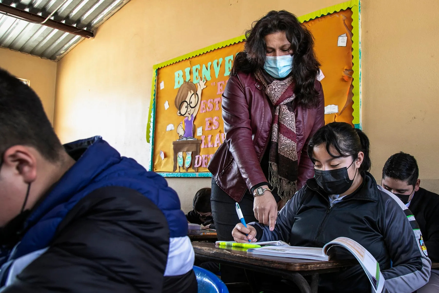 Por: Cortesía Publican en el DOF aumento a salarial para maestros: ¿A quiénes y cuándo les toca?