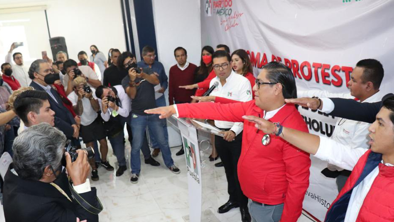 Por: Cortesía En San Andrés Cholula; rindió protesta el nuevo líder local del PRI