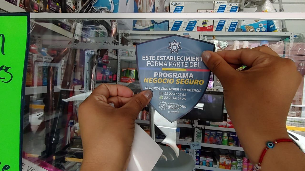 Por: Cortesía Autoridades de San Pedro Cholula instalan el programa “Comercio Seguro”