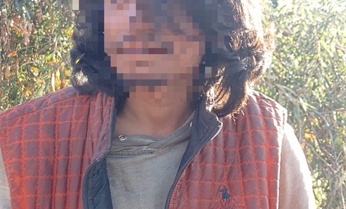 Rescata policía capitalina a individuo que subió al Puente Rojo