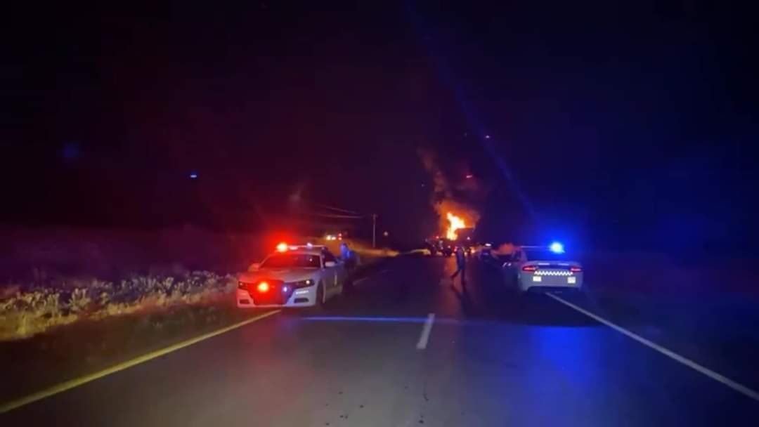 Por: Cortesía Sustraen hombres armados a personas de sus vehículos en carreteras a Fresnillo y Villanueva para incendiarlos