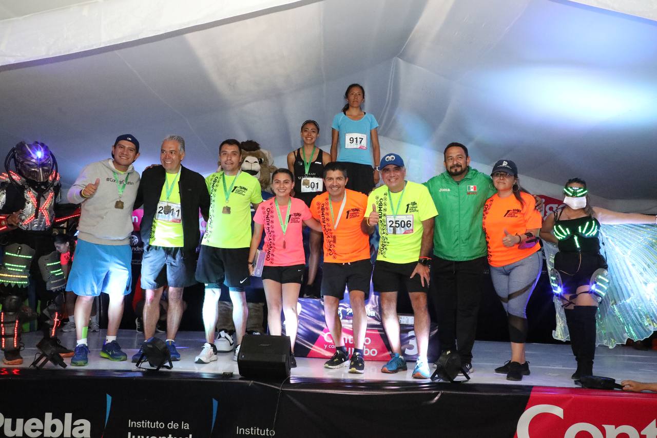 Por: Cortesía Multitudinaria participación en la Carrera de la Juventud