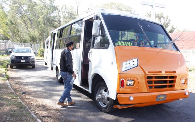 Por: Cortesía Gobierno estatal continuará cancelando concesiones y permisos a transporte público por accidentes viales, advierte Barbosa