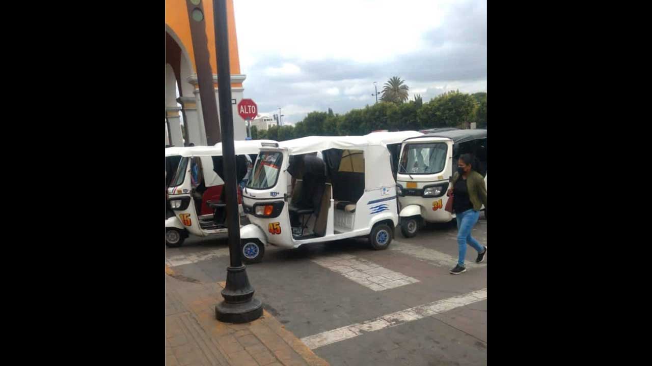 Por: Cortesía En Acatzingo, moto taxis acusan abuso de autoridad y extorsión por parte de Vialidad municipal
