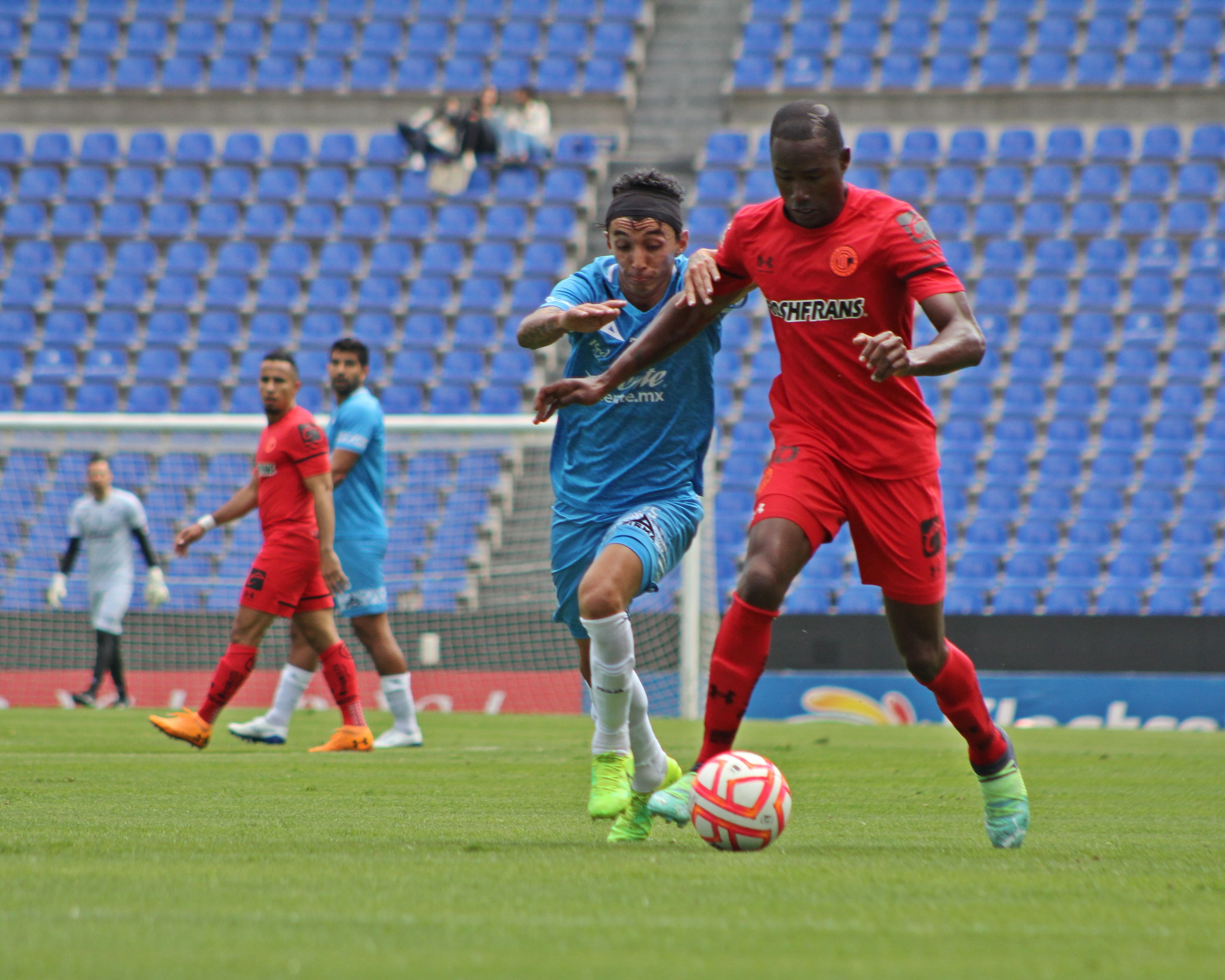 Por: Cortesía Omar Fernández podría regresar a las canchas ante Querétaro