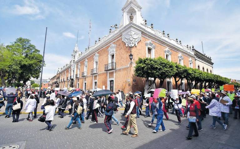 Protestan cientos de sindicalizados en la capital