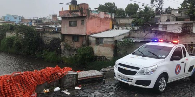Foto: Ilustrativa Niño encuentra un "par de brazos" flotando al cruzar el río Nexapa en Izucar de Matamoros