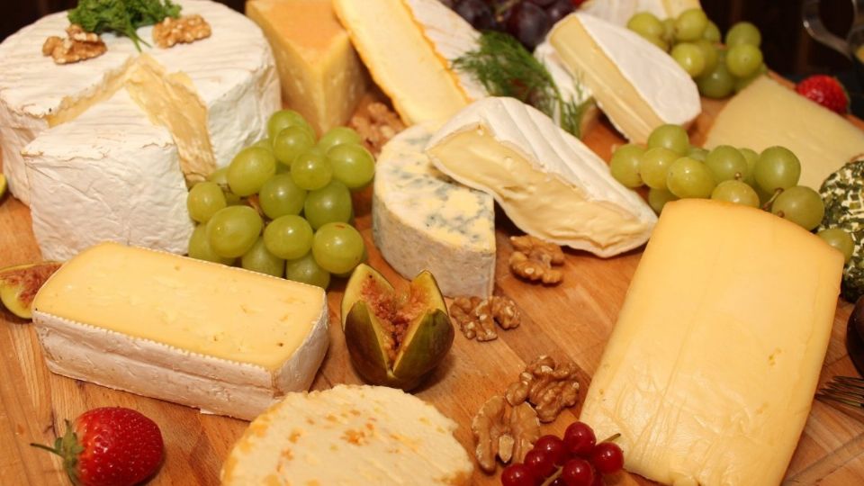 Por: Cortesía ¿Cuáles quesos tienen más y menos grasa?