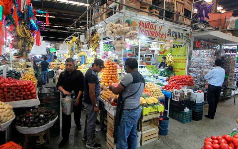 Niega Eduardo Rivera aumento del 200 por ciento en cuotas de mercados